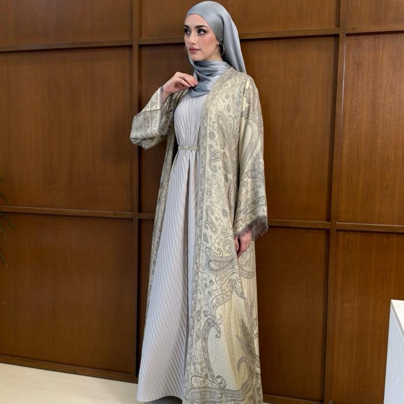 Marwa Pashmina Abaya - Cardigan style with Pleated Inner by n.our