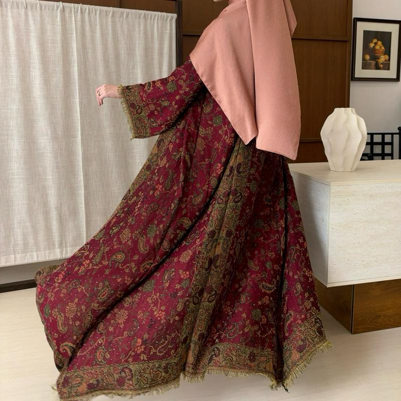Marwa Pashmina Abaya - Cardigan style with Pleated Inner by n.our