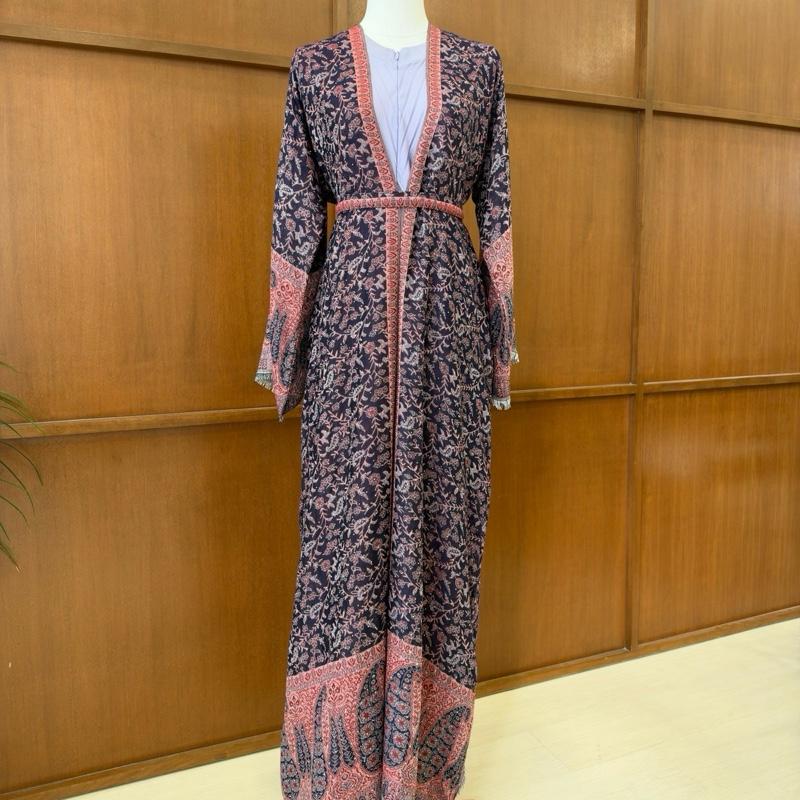 Marwa Pashmina Abaya - Cardigan style with Pleated Inner by n.our