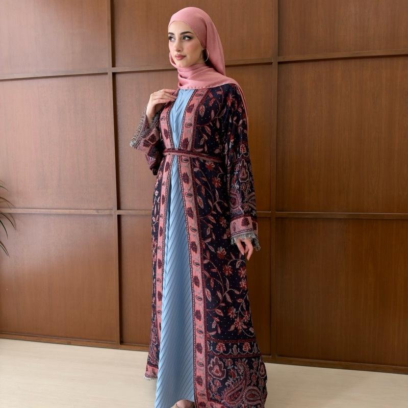 Marwa Pashmina Abaya - Cardigan style with Pleated Inner by n.our