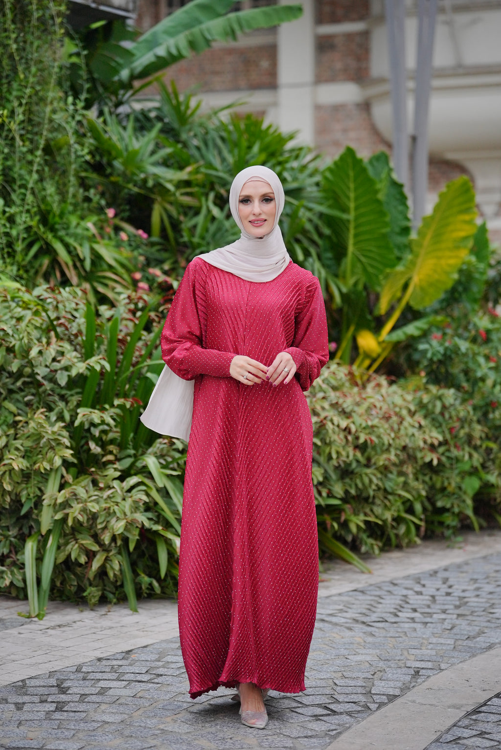 Zahra LUXE by n.our (Pleated Abaya)