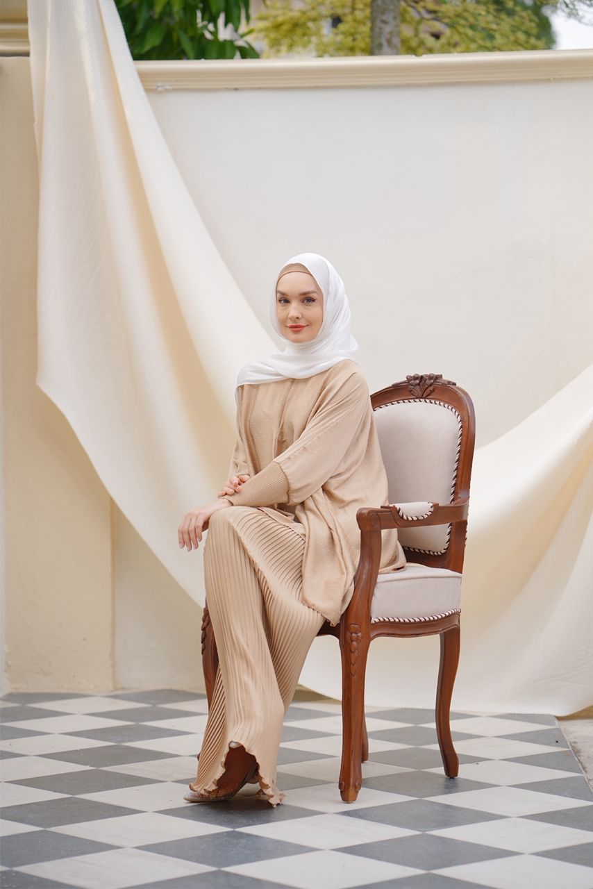 RHEA Kurung
