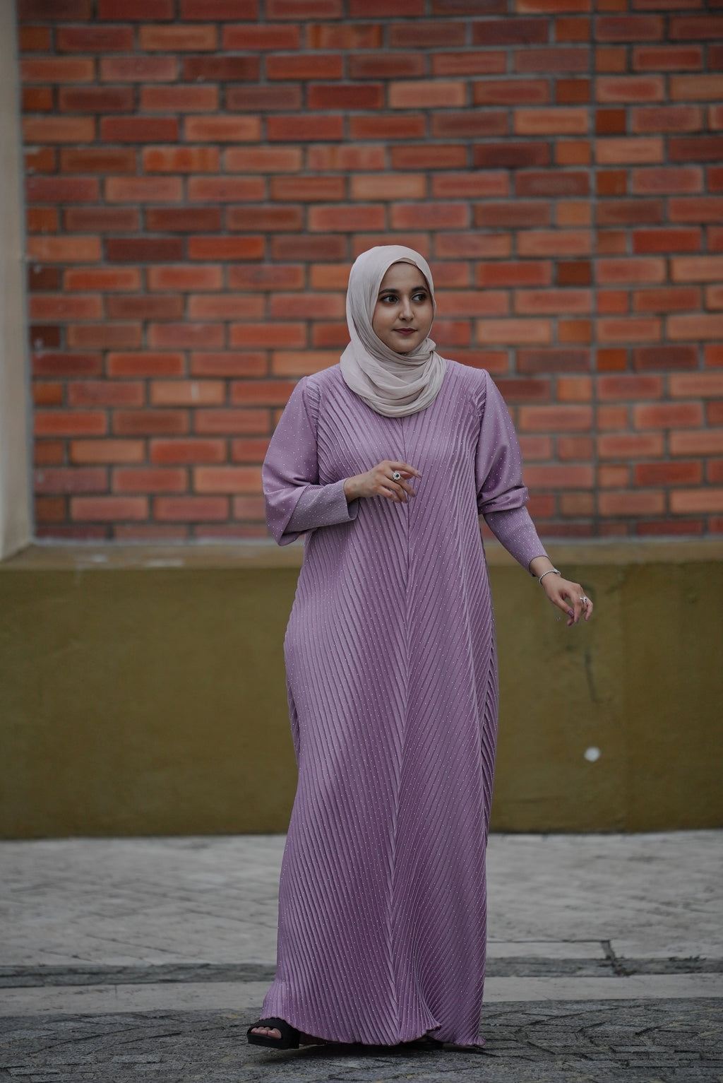 Zahra LUXE by n.our (Pleated Abaya)