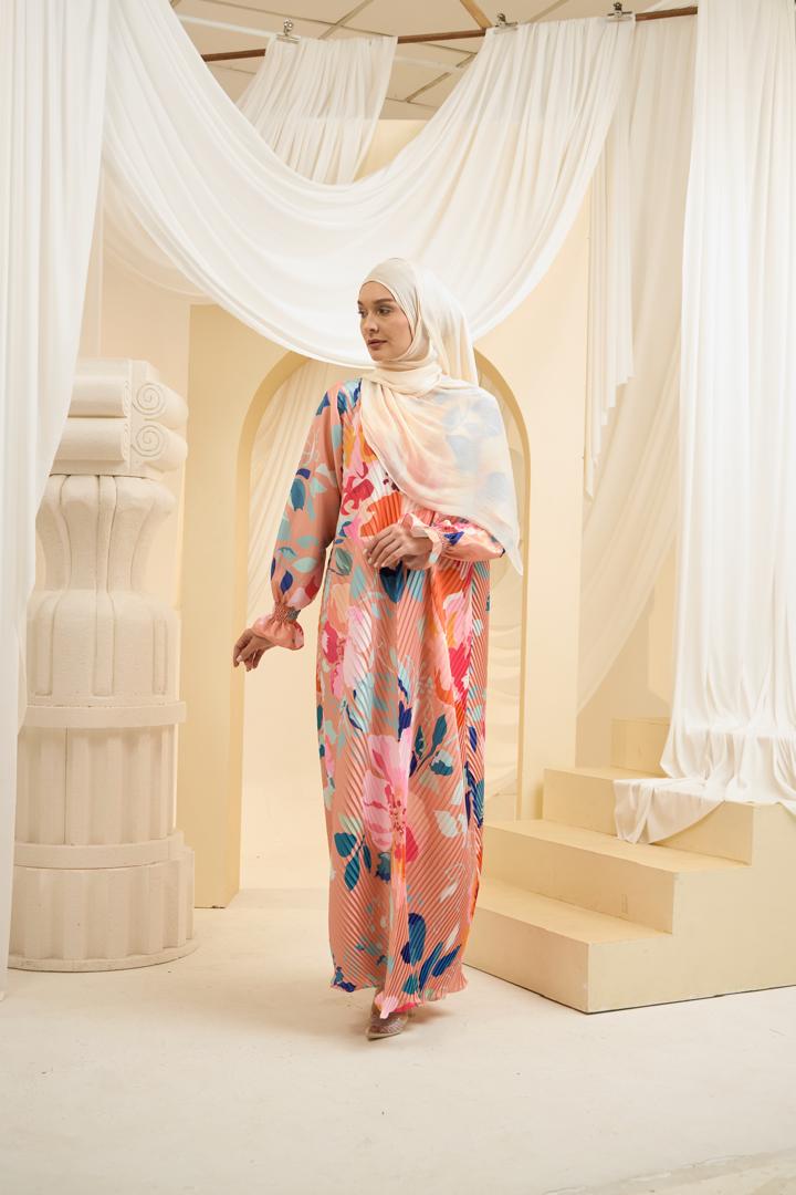 ZAIRA Printed Abaya Pleated