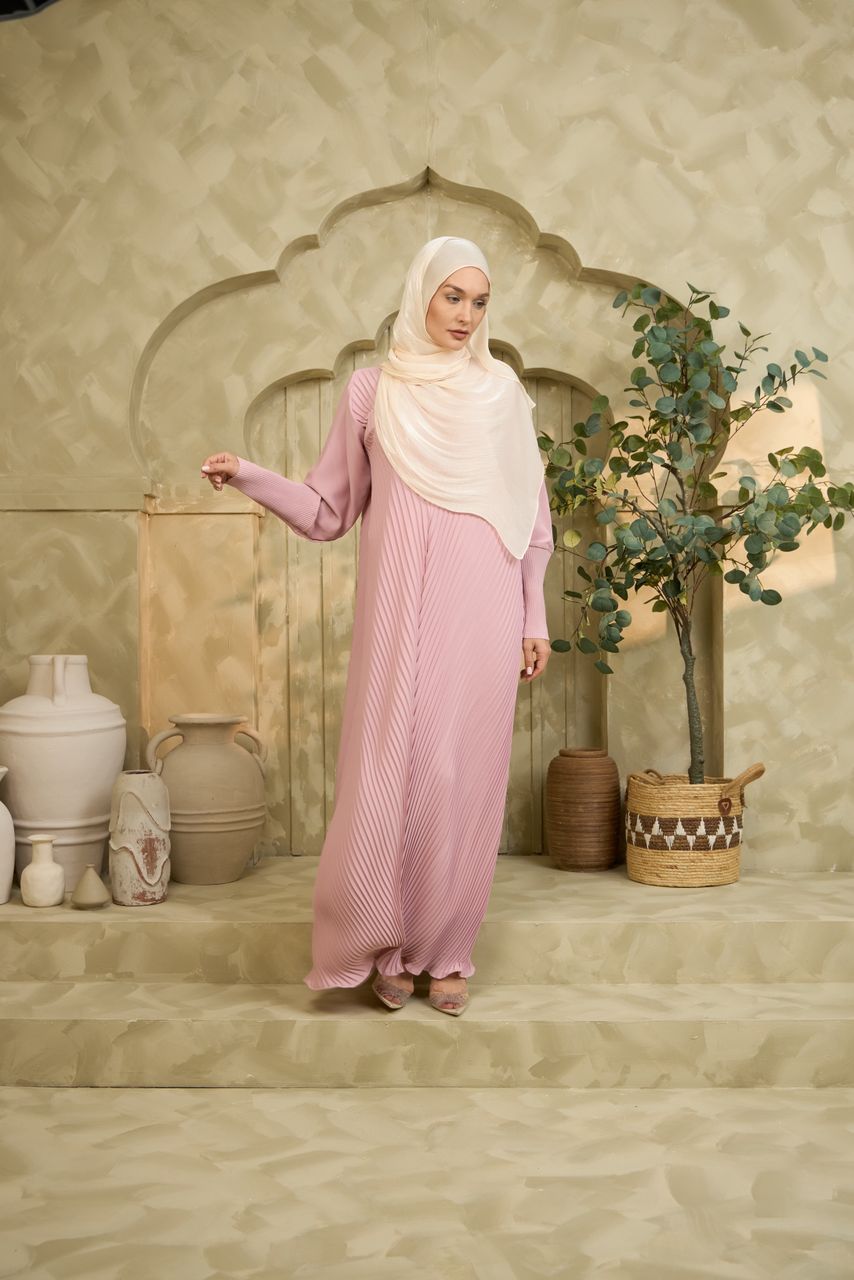 ZAHRA 1.0 Pleated Abaya