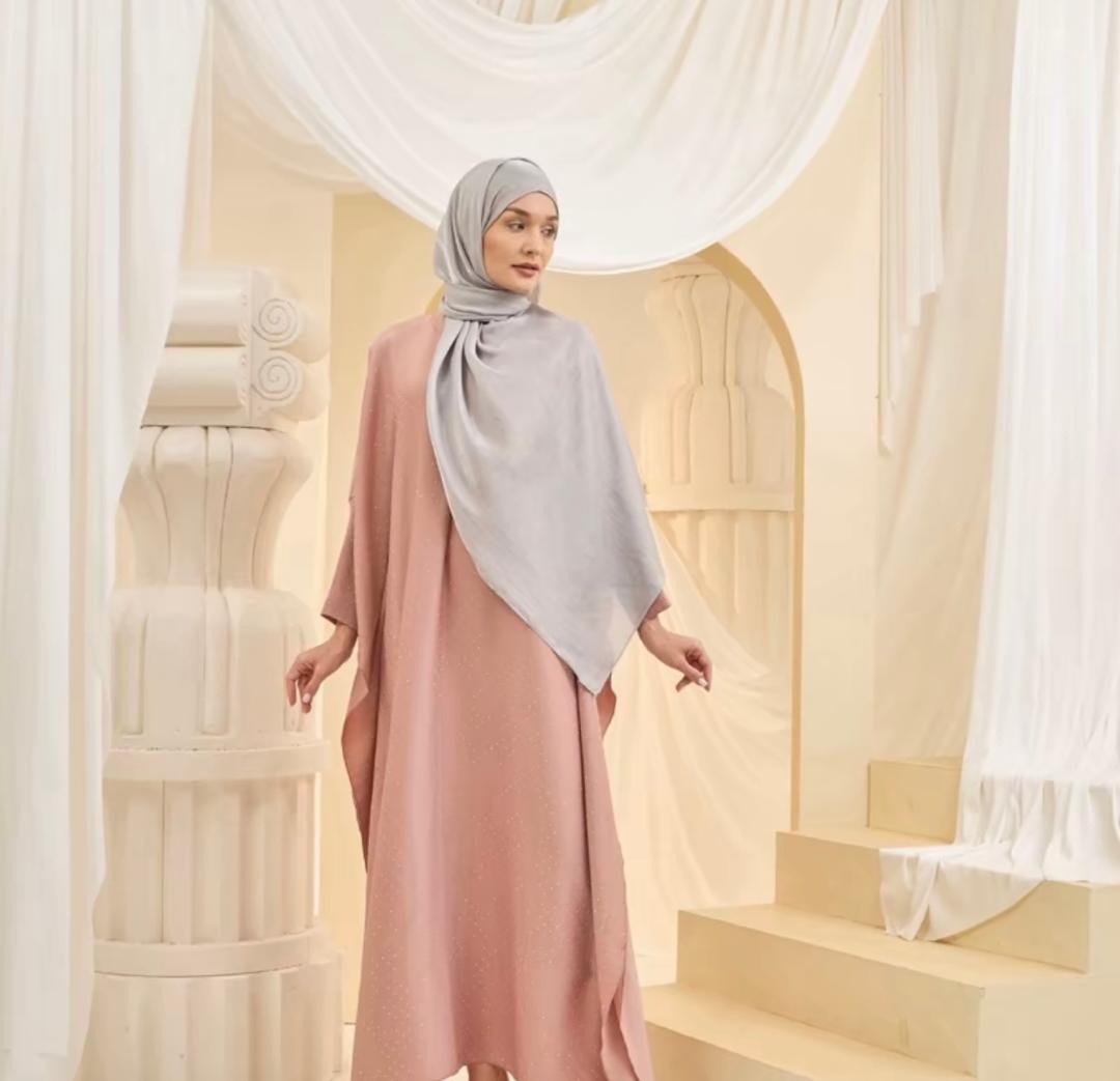 MONA Kaftan (Pleated Cuff)