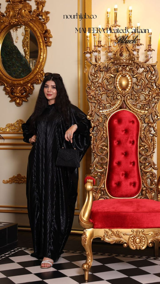 MAHEERA Pleated Caftaan