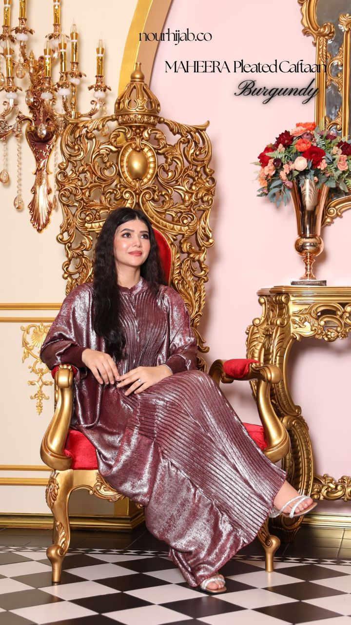 MAHEERA Pleated Caftaan