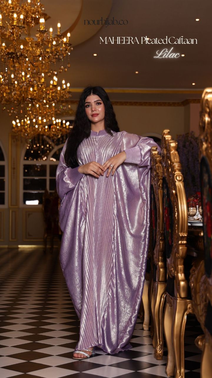 MAHEERA Pleated Caftaan