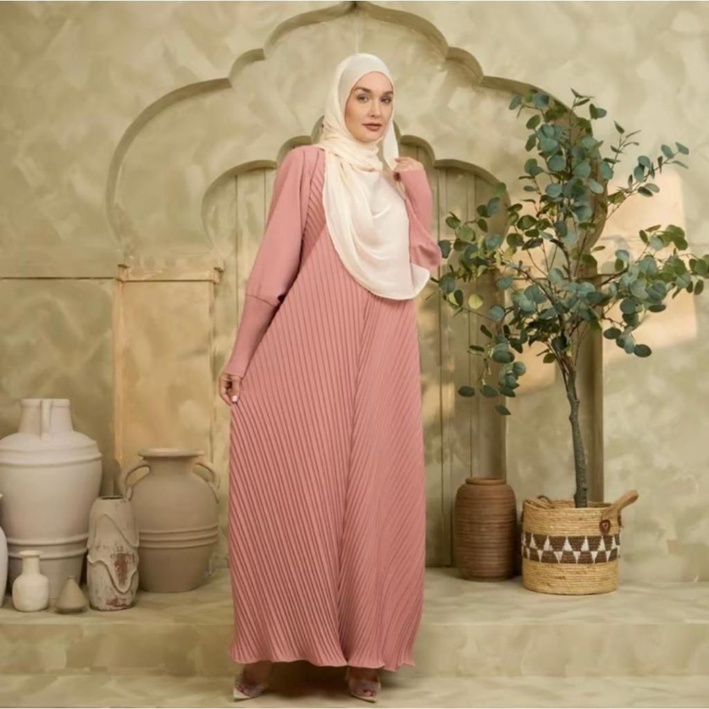 ZAHRA 1.0  Pleated Abaya (Premium quality Pleated  fabric)