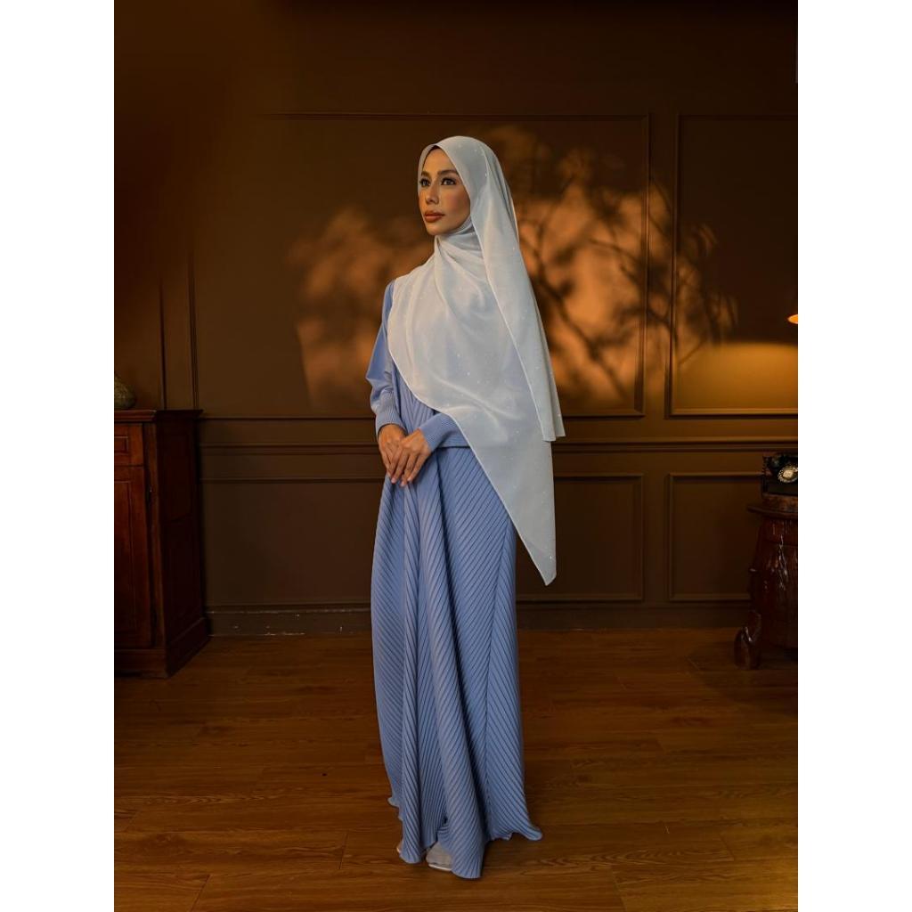 ZAHRA 1.0  Pleated Abaya (Premium quality Pleated  fabric)
