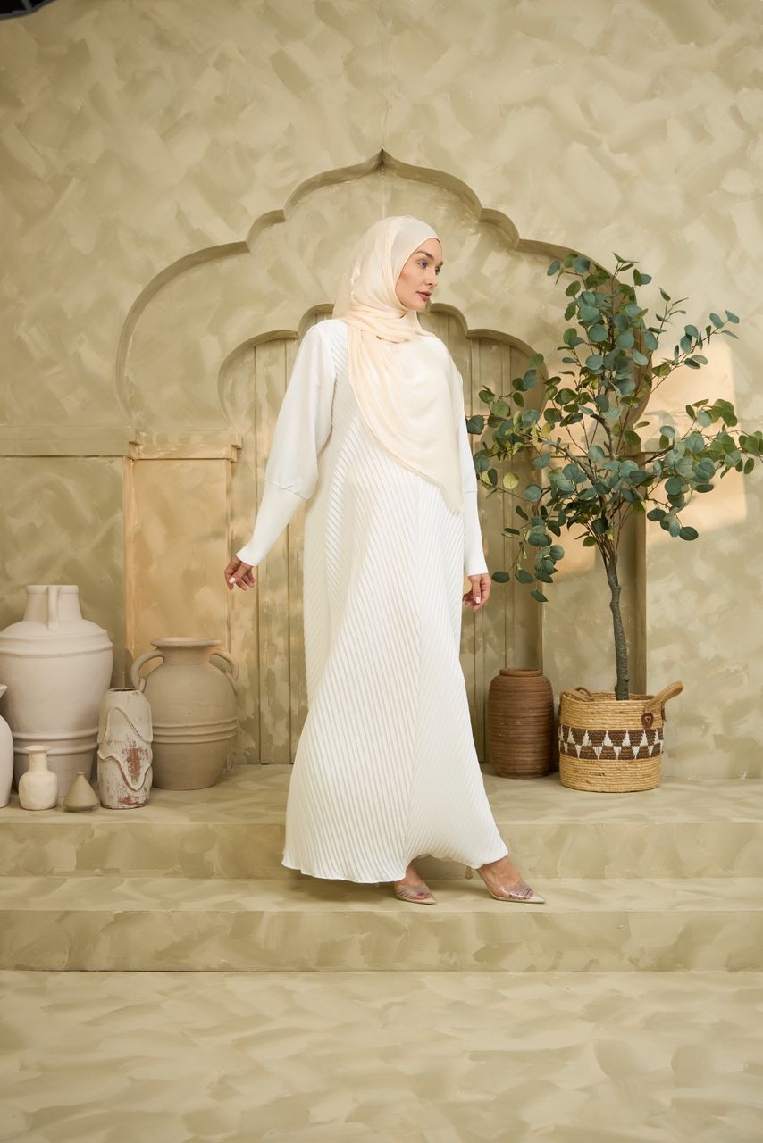 ZAHRA 1.0 Pleated Abaya